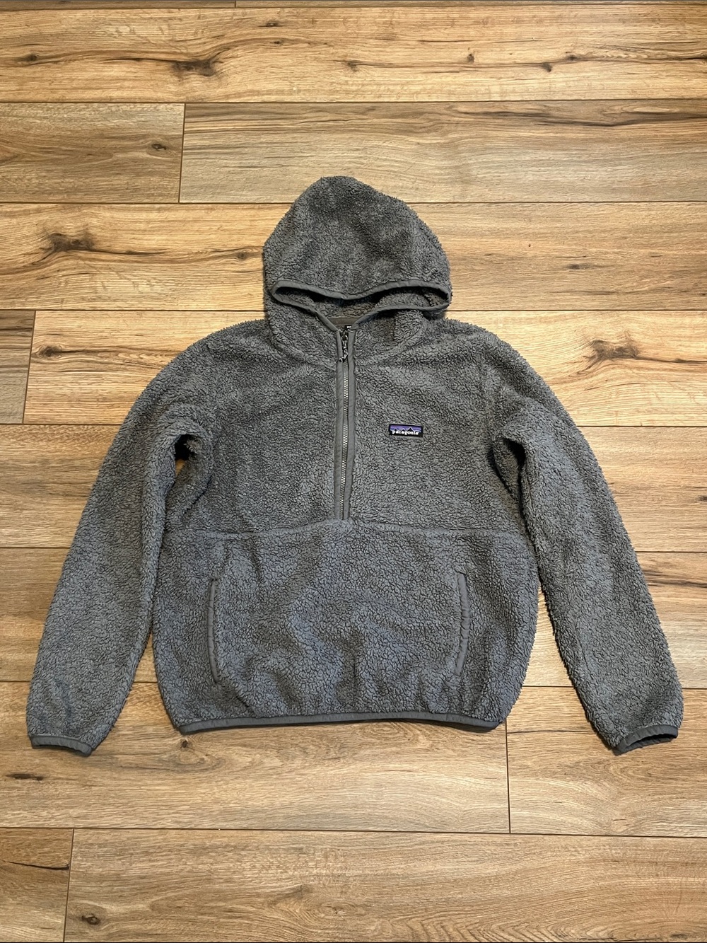 Patagonia Los Gatos Hooded Fleece Pullover Gray Women’s Medium 1/4 Zip Sherpa
